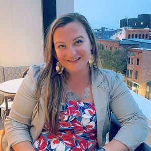 Meet your Posher, Sarah